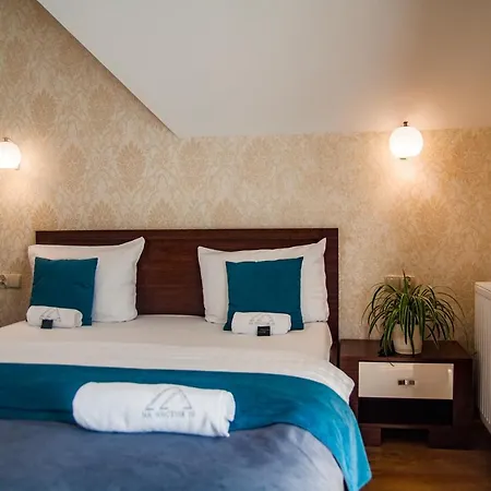 Wilcznik 10 Bed & Breakfast