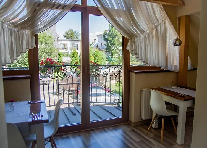 Wilcznik 10 فندق مبيت وإفطار زاكوباني