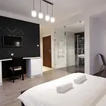 Wilcznik 10 לינה וארוחת בוקר 3*
