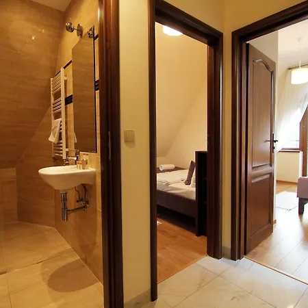 Wilcznik 10 ベッド・アンド・ブレックファスト ザコパネ