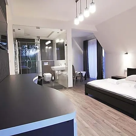 Wilcznik 10 فندق مبيت وإفطار 3*