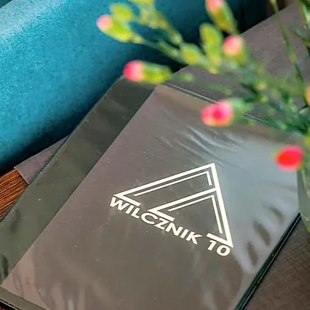 Wilcznik 10 3* ザコパネ
